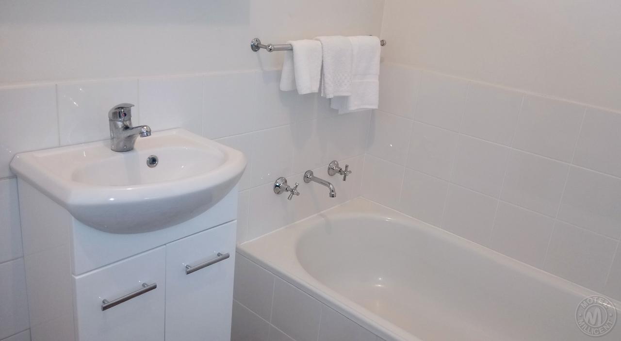 Millicent Motel Екстериор снимка